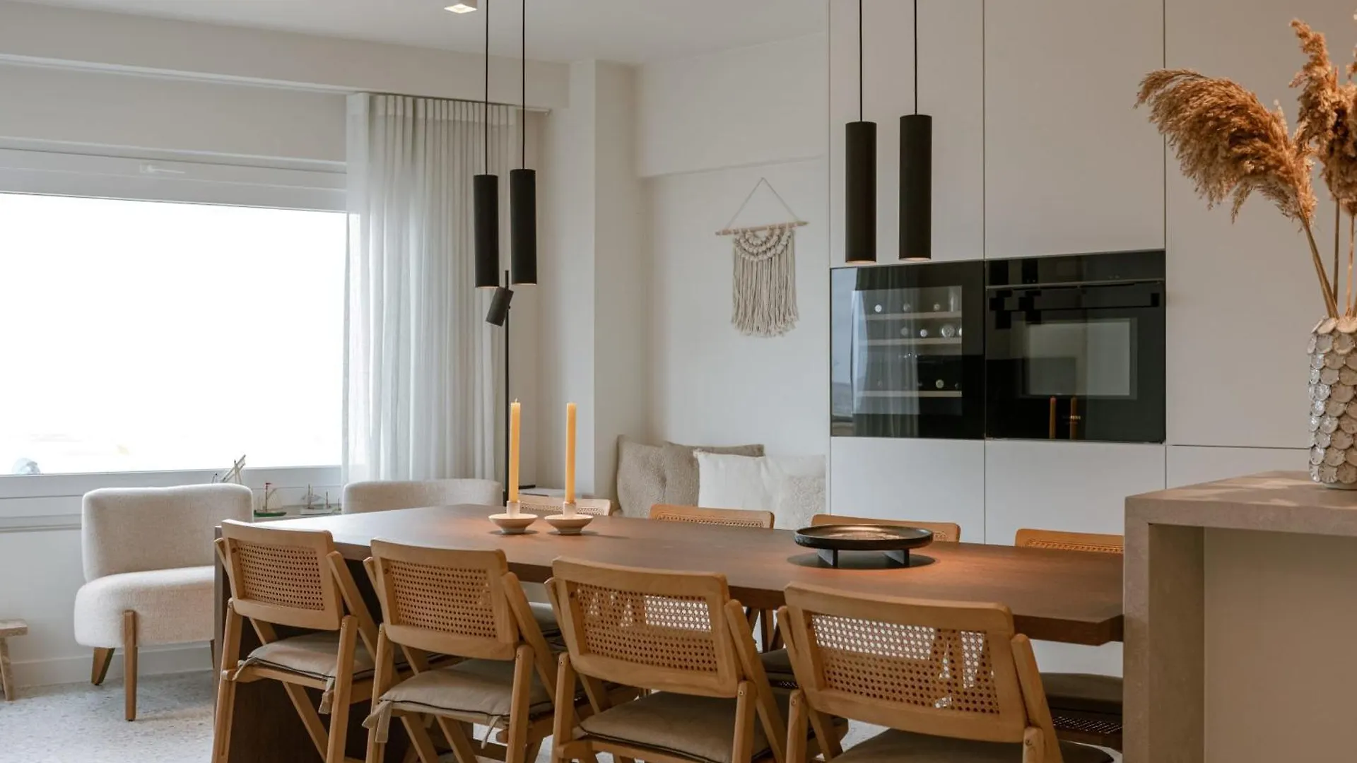 Huswell - Elegant And Stylish Retreat With Sea View Apartment Ostend Belgium