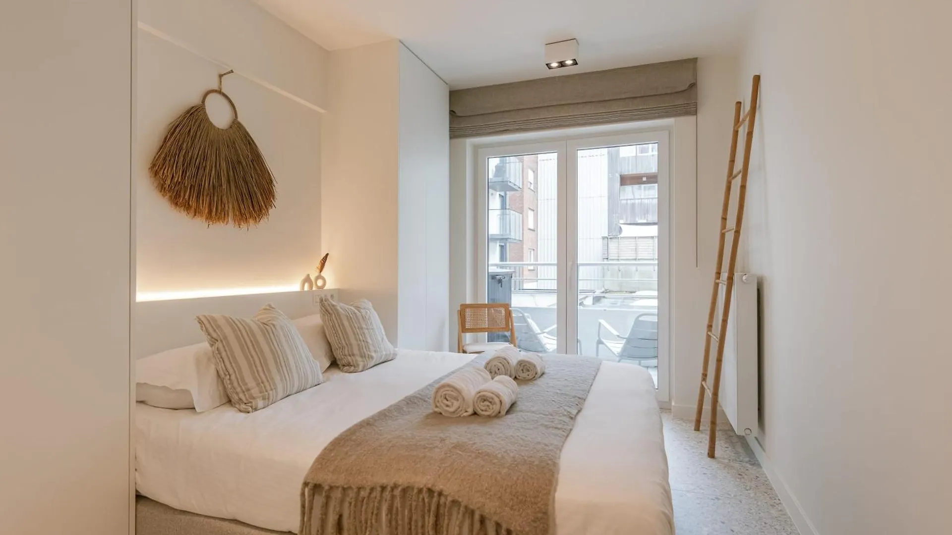 Huswell - Elegant And Stylish Retreat With Sea View Apartment Ostend