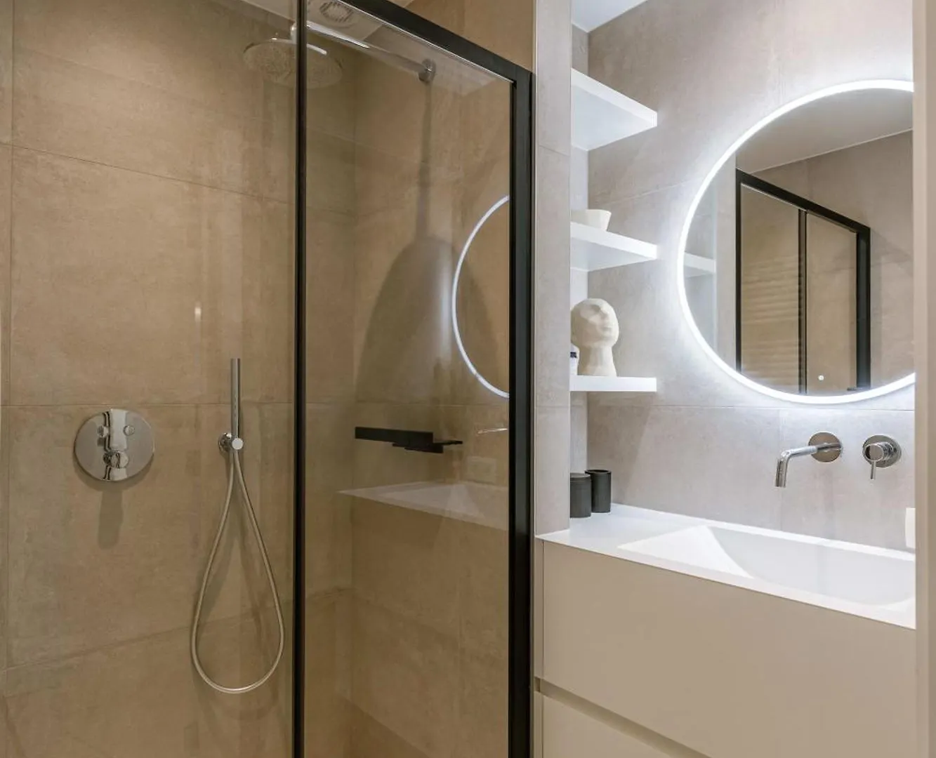 Huswell - Elegant And Stylish Retreat With Sea View Apartment Ostend